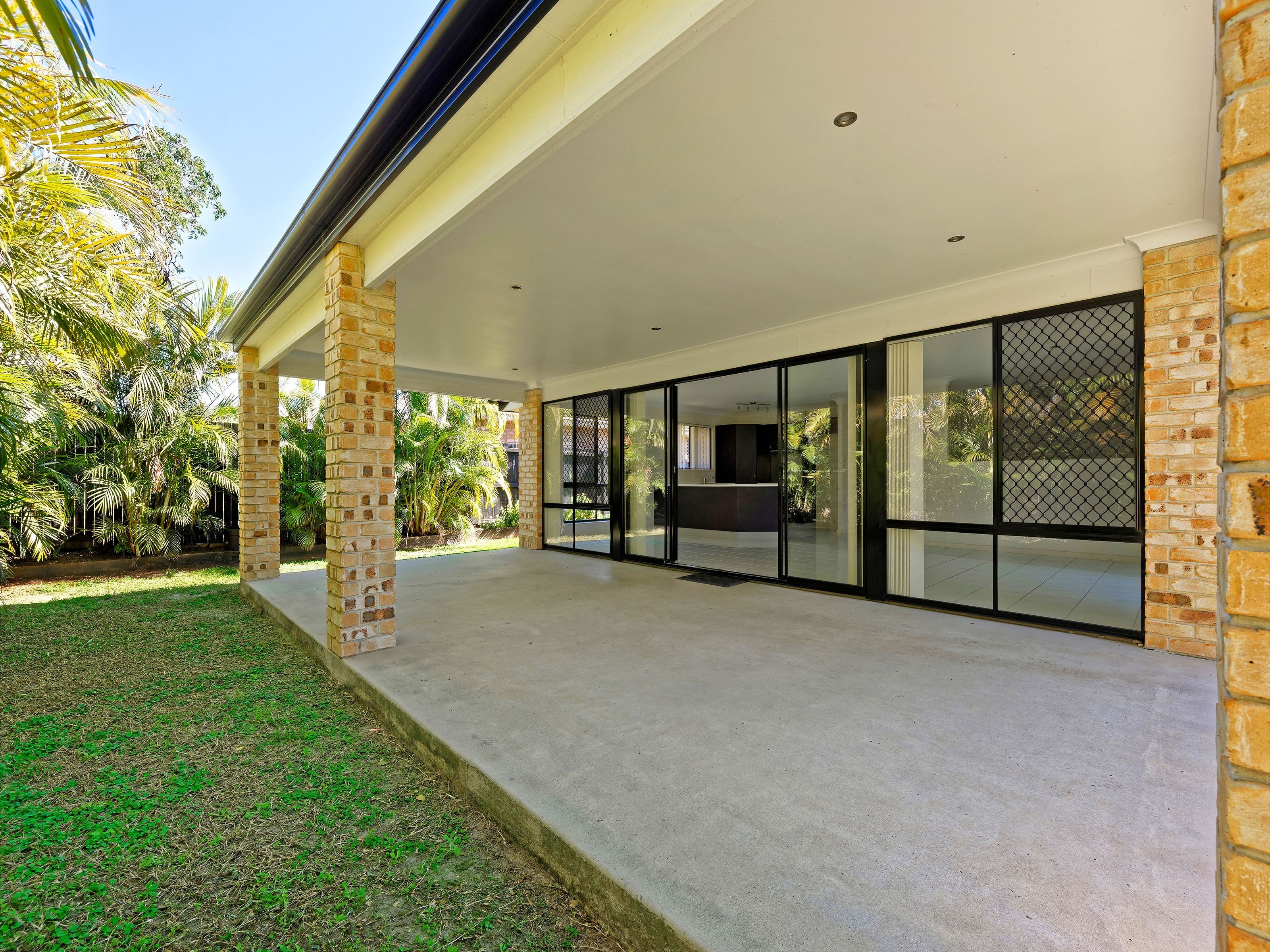 5 Knox Street, North Lakes QLD 4509, North Lakes - Thumbnail 2
