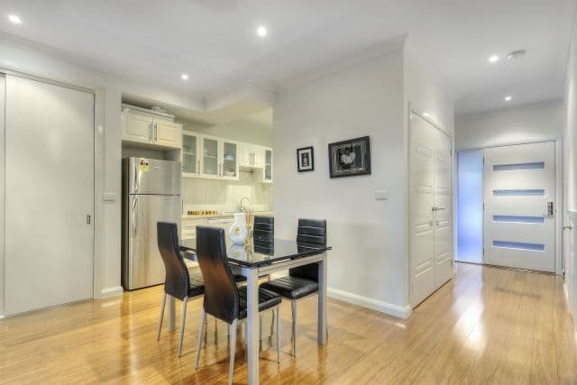 81 St Vigeons Road, Reservoir VIC 3073, Reservoir - Thumbnail 3