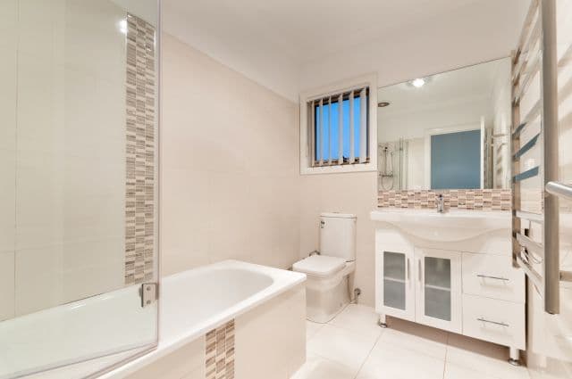 81 St Vigeons Road, Reservoir VIC 3073, Reservoir - Thumbnail 5