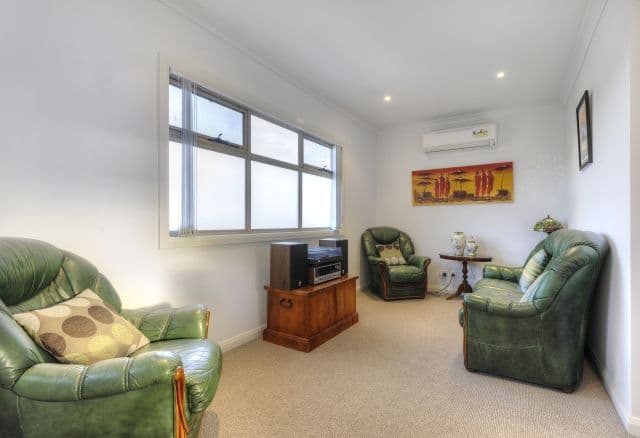 81 St Vigeons Road, Reservoir VIC 3073, Reservoir - Thumbnail 8