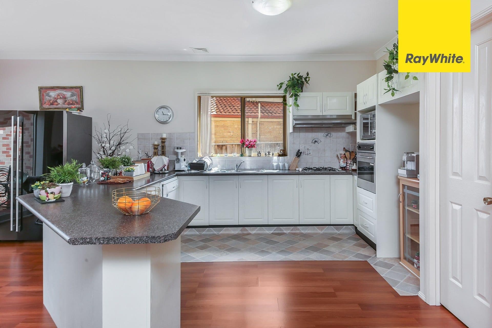 10 Rosebery Road, Kellyville - Thumbnail 4