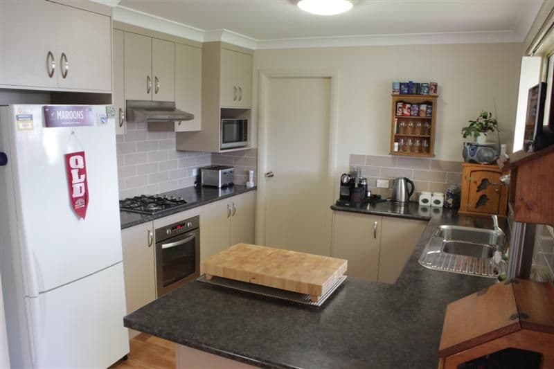 24 Arthur Summons Street, DUBBO NSW 2830, Dubbo - Thumbnail 2