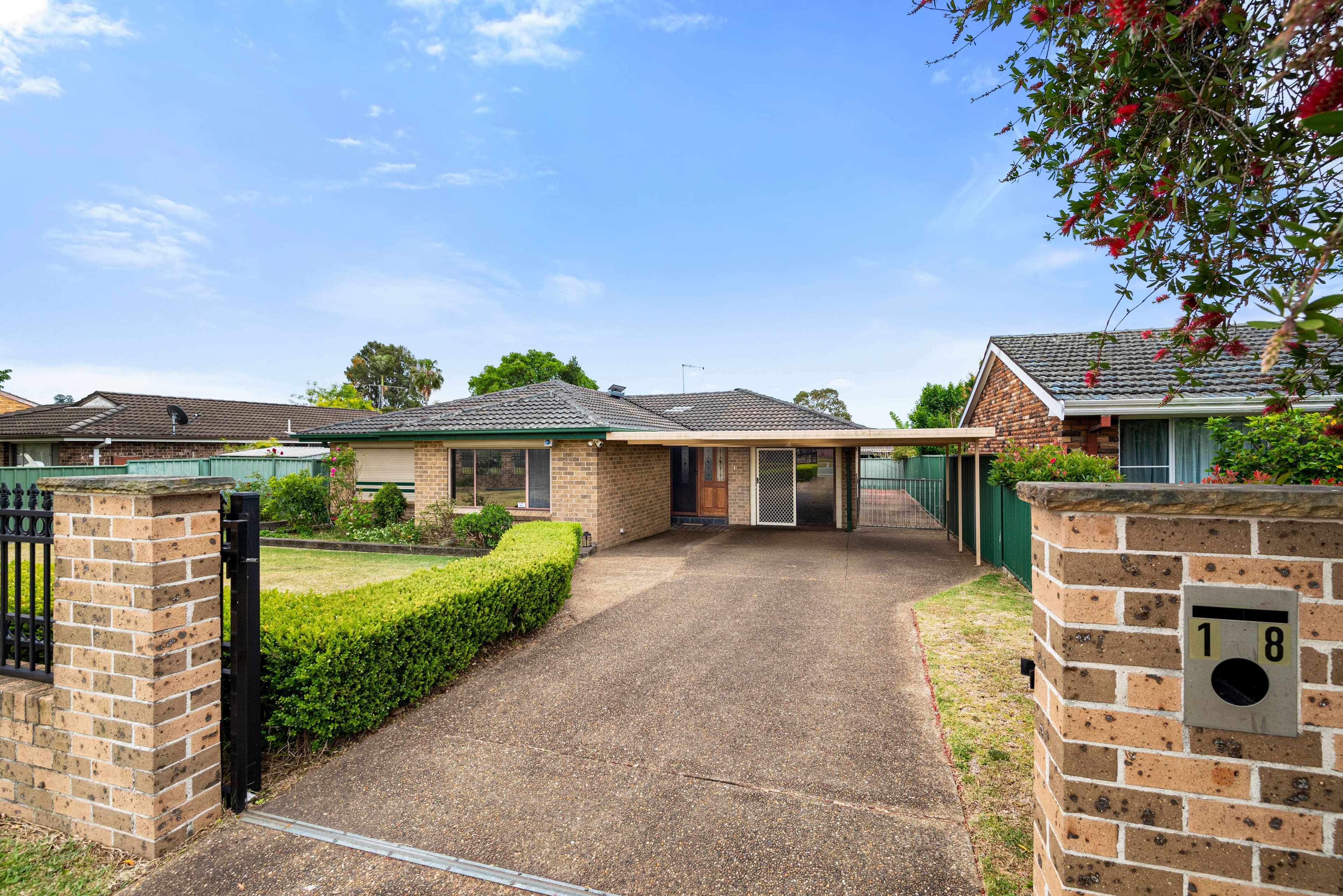 18 Victoria Road, Macquarie Fields NSW 2564, Macquarie Fields - Image 1