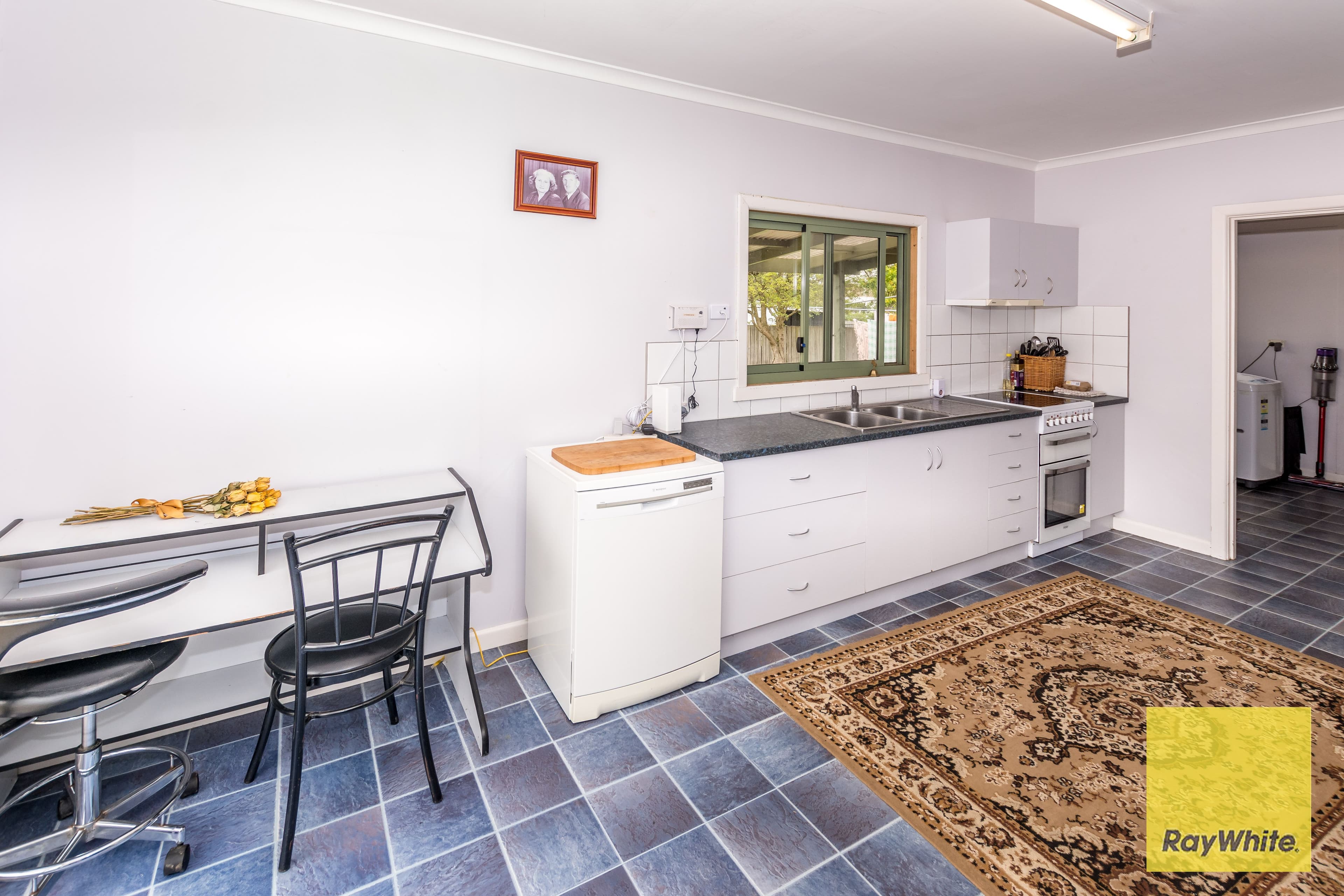 35 Harriet Street, Toora VIC 3962, Toora - Thumbnail 3
