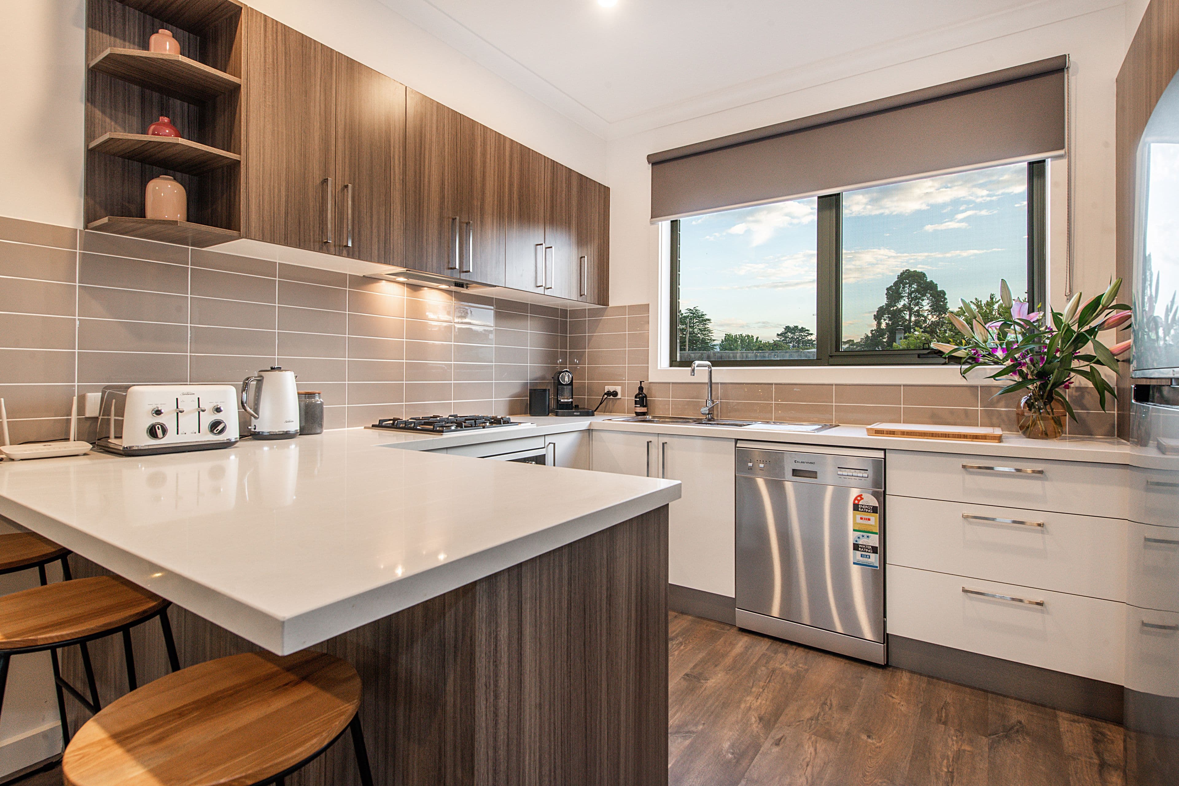 24 Mountain View Road, Kilsyth VIC 3137, Kilsyth - Image 1