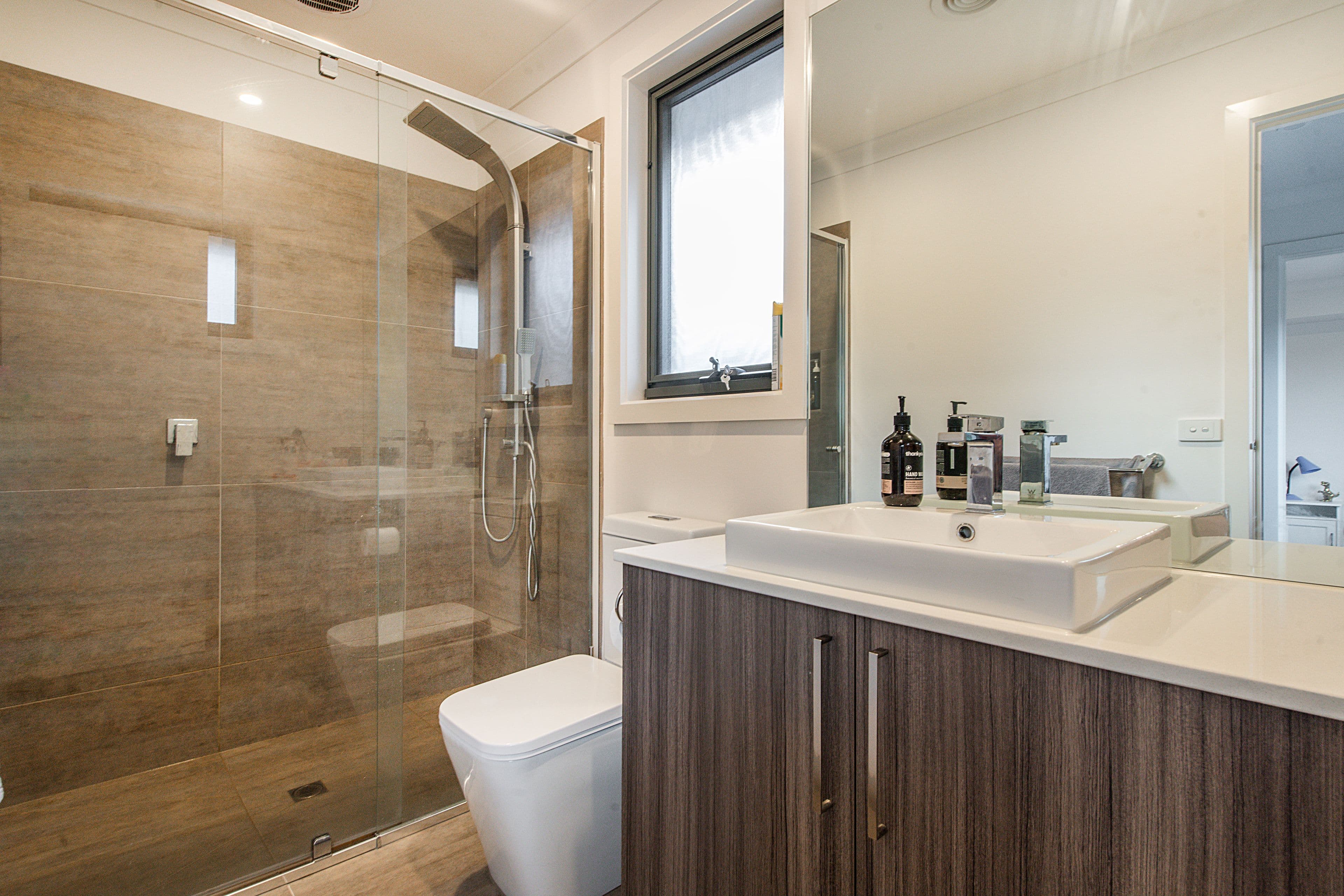 24 Mountain View Road, Kilsyth VIC 3137, Kilsyth - Thumbnail 4