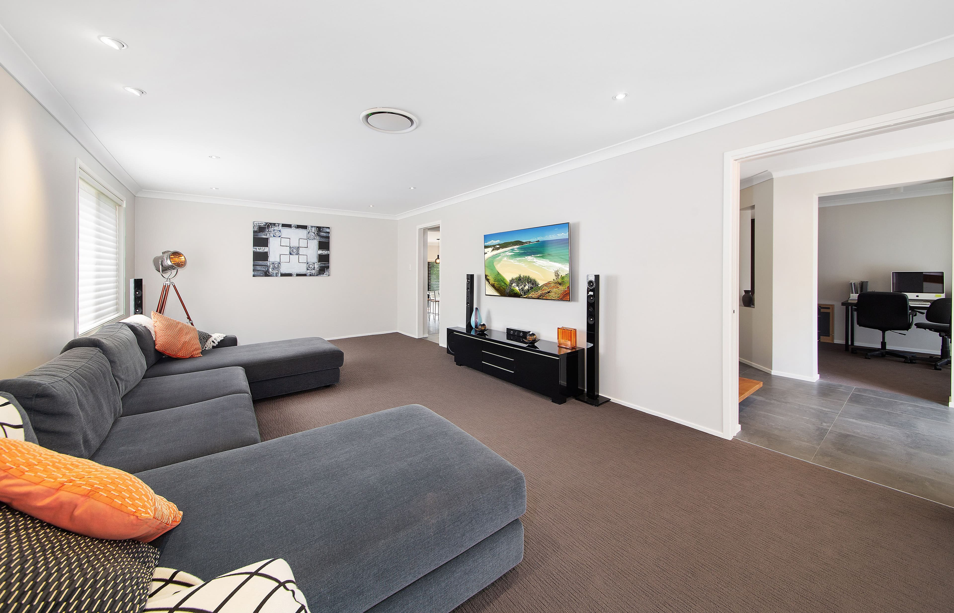 9 Priest Place, Barden Ridge - Thumbnail 3