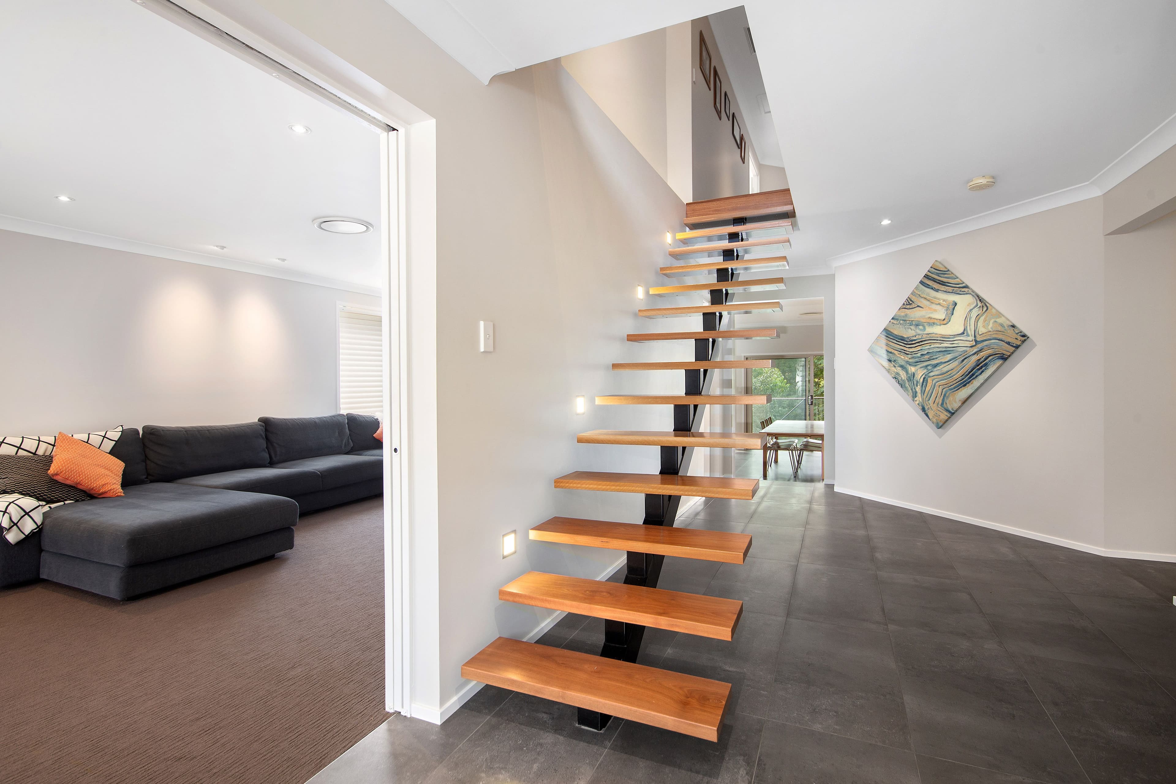 9 Priest Place, Barden Ridge - Thumbnail 4