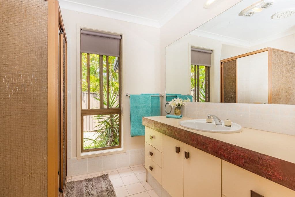 20 Ridgevale Drive, Helensvale QLD 4212, Helensvale - Thumbnail 7