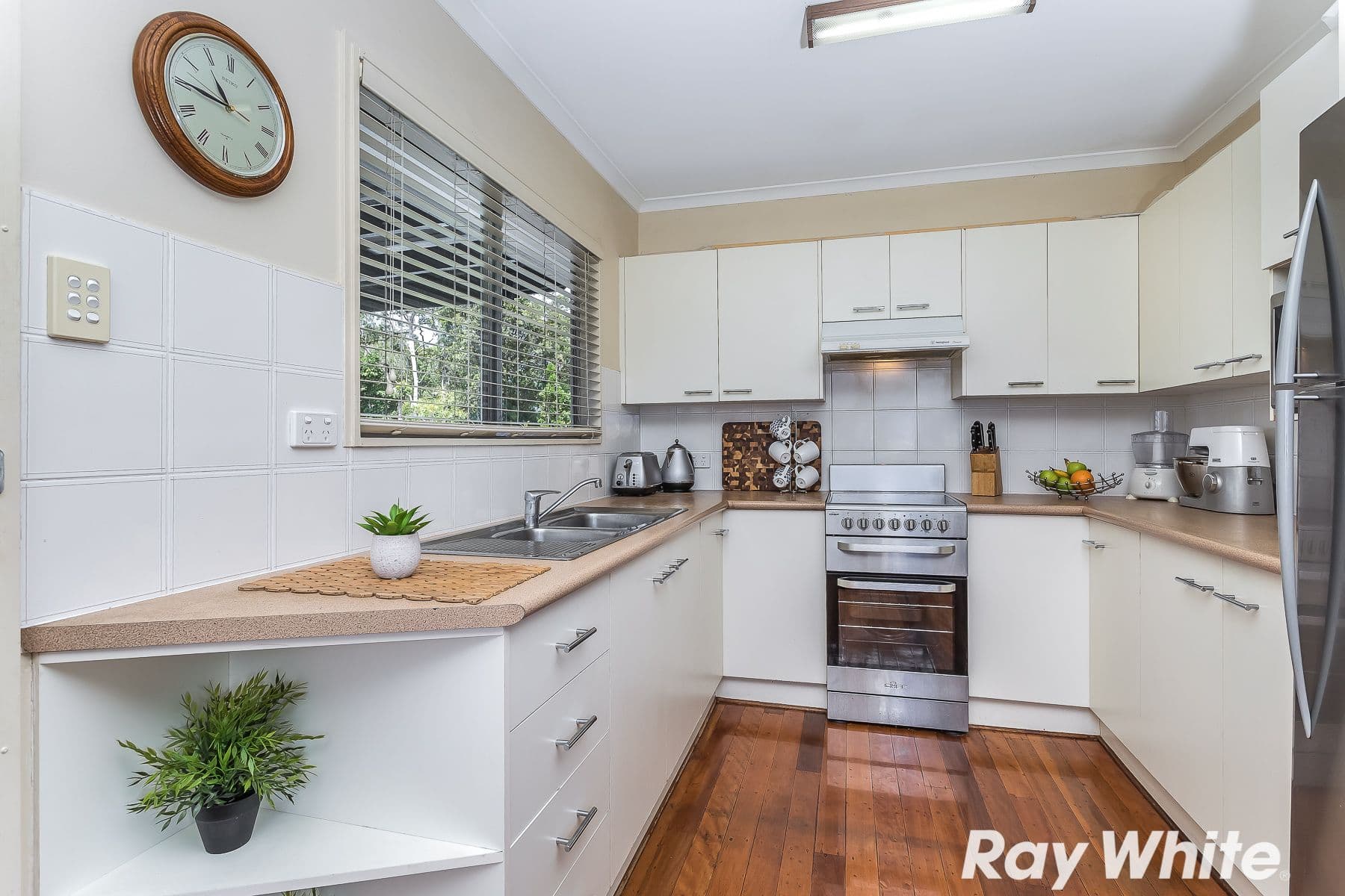 11 Cobbity Crescent, Arana Hills QLD 4054, Arana Hills - Thumbnail 3