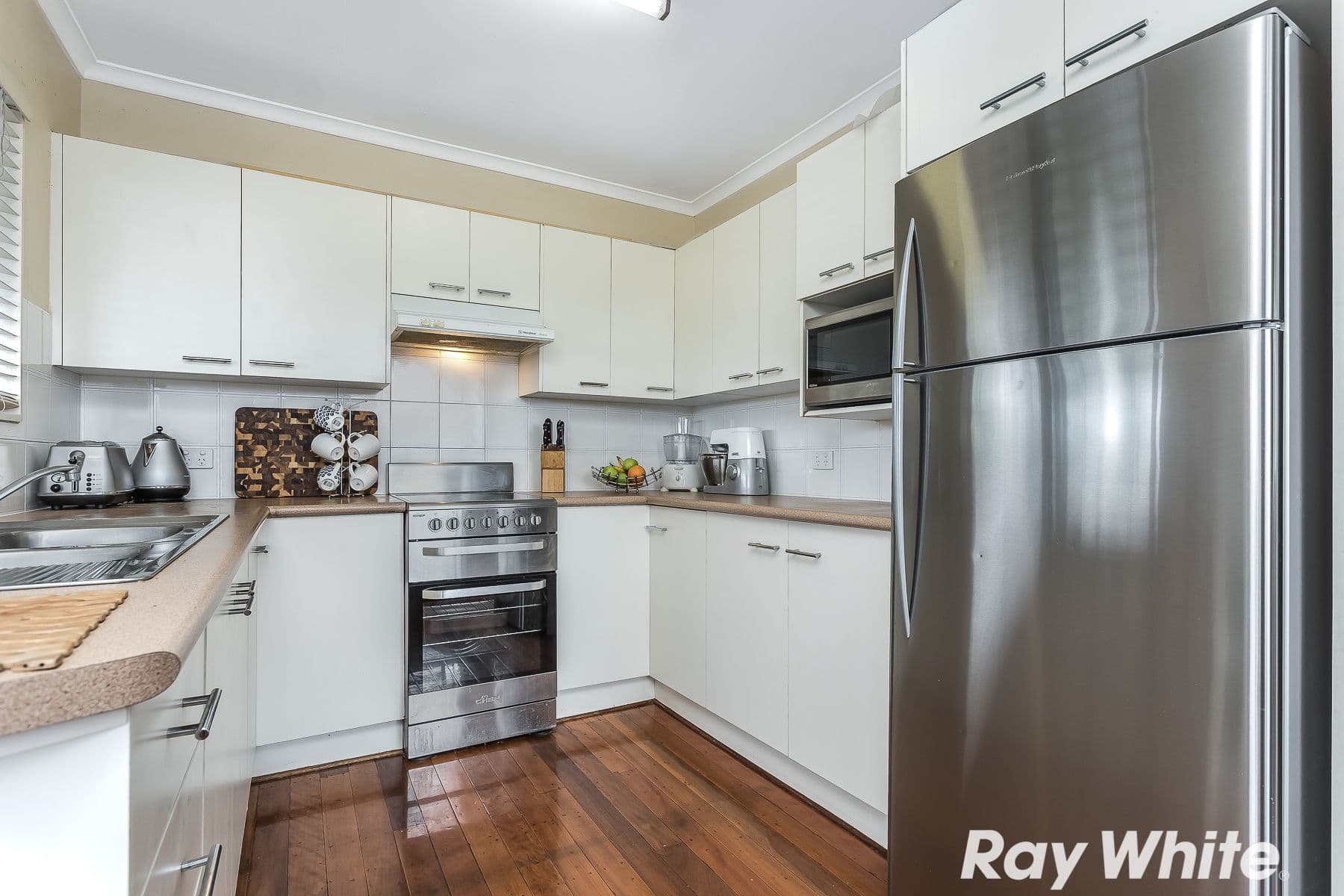11 Cobbity Crescent, Arana Hills QLD 4054, Arana Hills - Thumbnail 4