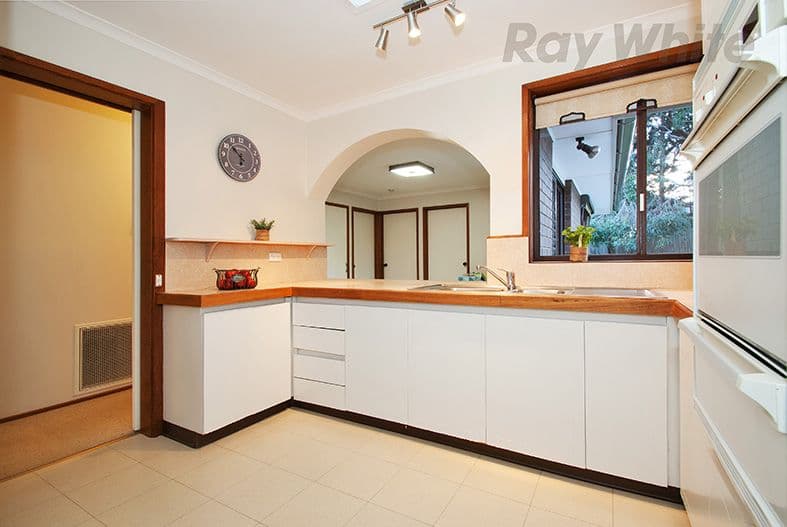 18 ANTHONY Drive, Chirnside Park VIC 3116, Chirnside Park - Thumbnail 4