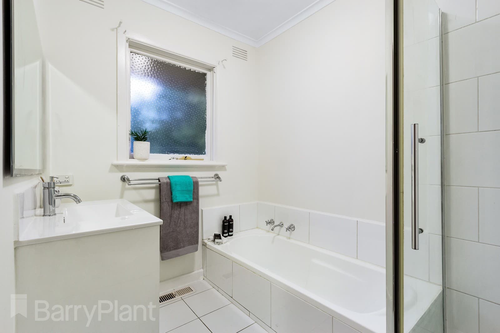 70 Leeds Street, Doncaster East, VIC 3109, Doncaster East - Thumbnail 7