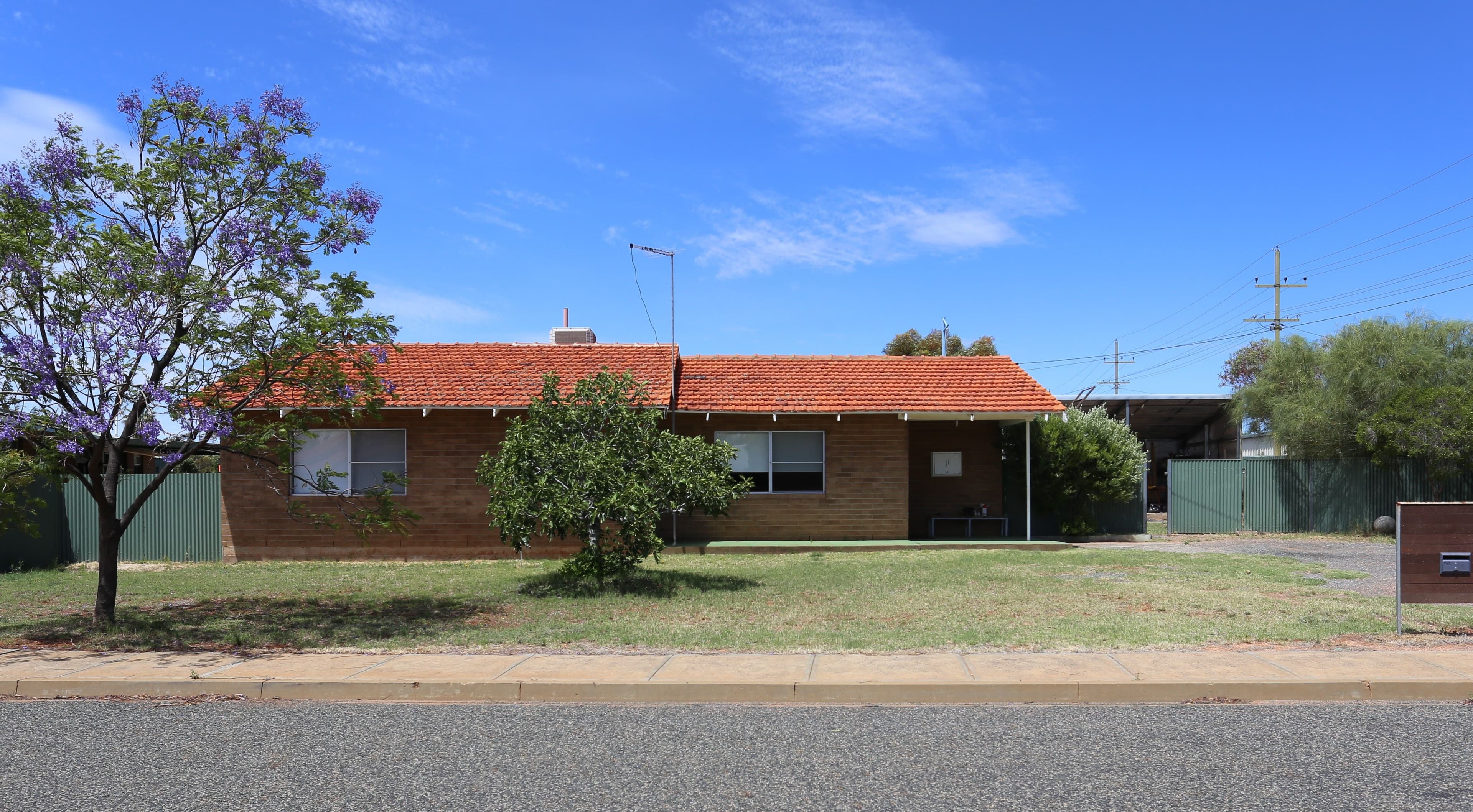11 Hibiscus Street, Kambalda West WA 6442, Kambalda West - Image 1