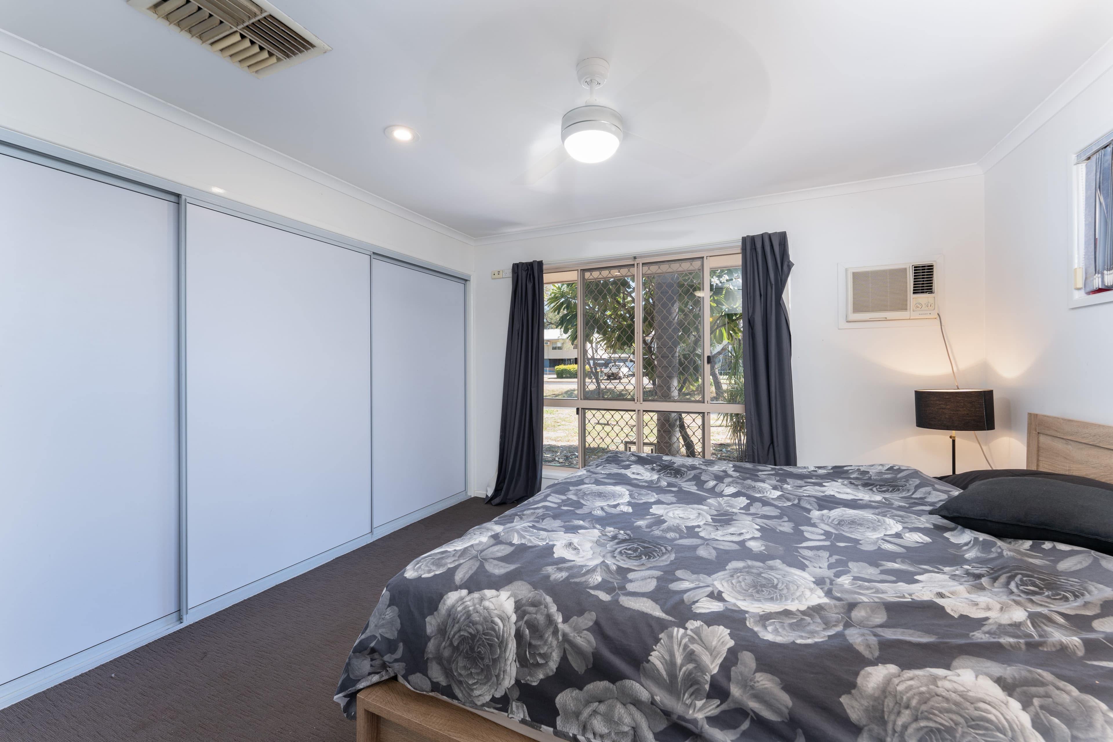 34 Park Avenue, Emerald QLD 4720, Emerald - Thumbnail 8