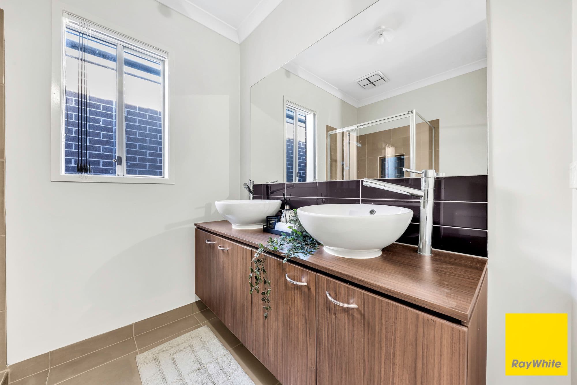 15 Cloverdale Road, Tarneit VIC 3029, Tarneit - Thumbnail 7