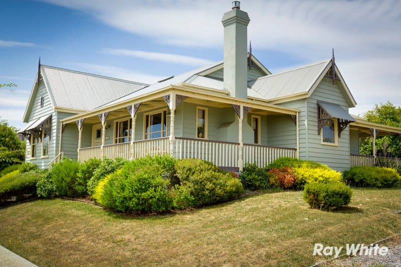18 Eventide Rise, PAKENHAM VIC 3810, Pakenham - Image 1