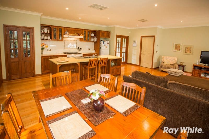 18 Eventide Rise, PAKENHAM VIC 3810, Pakenham - Thumbnail 3