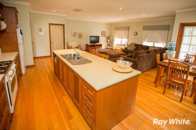 18 Eventide Rise, PAKENHAM VIC 3810, Pakenham - Thumbnail 6