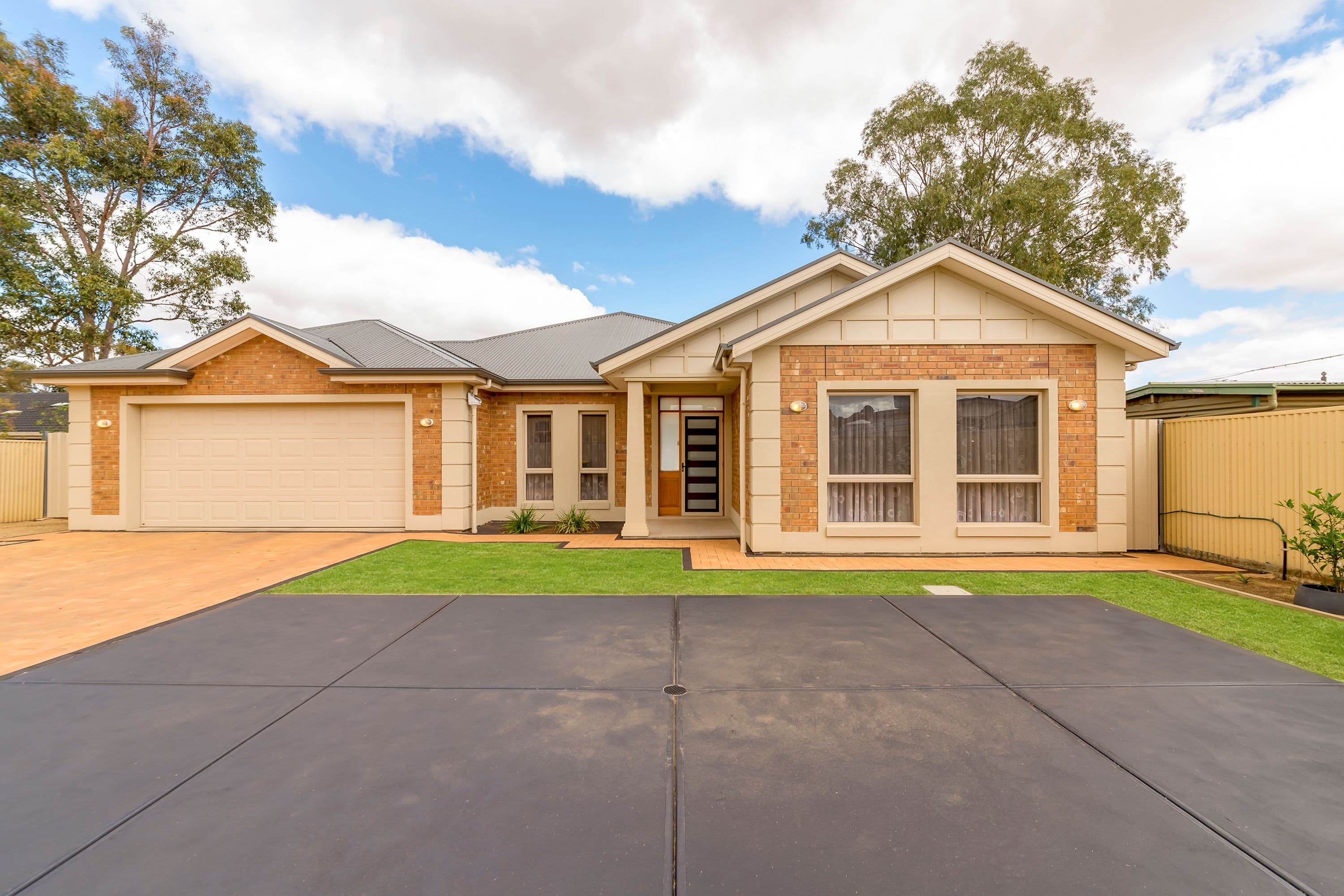 4/76 The Esplanade, Caroline Springs - Thumbnail 2