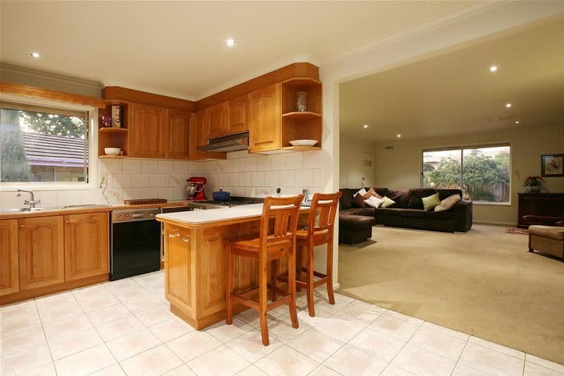 25 Lea Crescent, BUNDOORA VIC 3083, Bundoora - Thumbnail 3