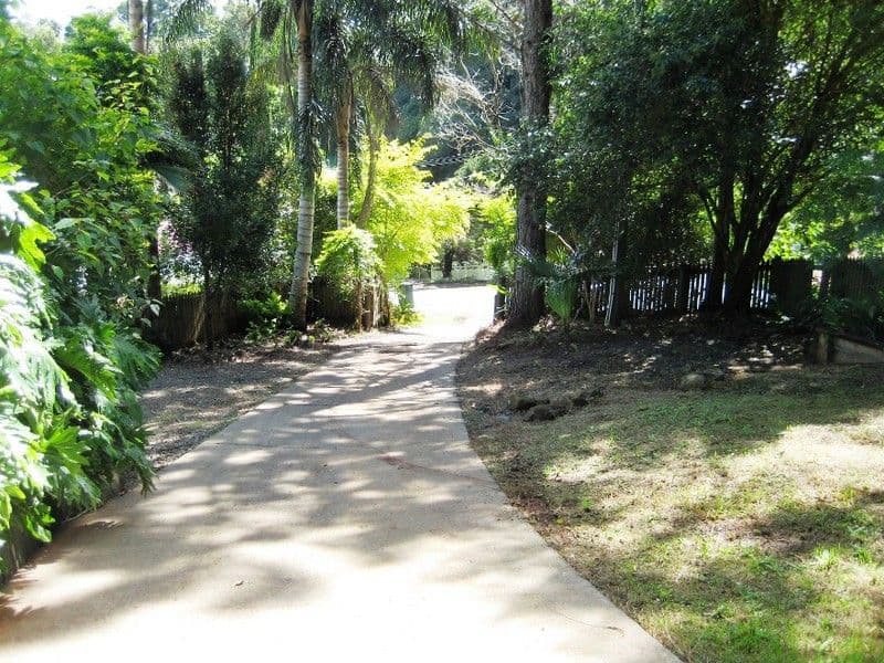 13 Mayon Court, TAMBORINE MOUNTAIN QLD 4272, Tamborine Mountain - Thumbnail 2