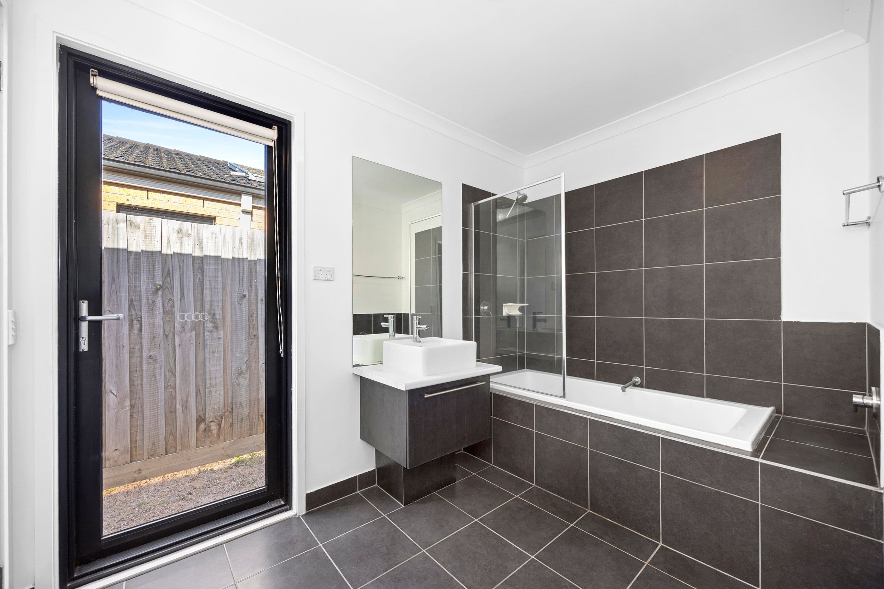9 Morpeth Street, Newcomb VIC 3219, Newcomb - Thumbnail 4