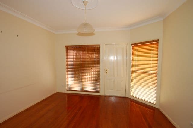 11 Beatrice Street, HAWTHORNE QLD 4171, Hawthorne - Thumbnail 2