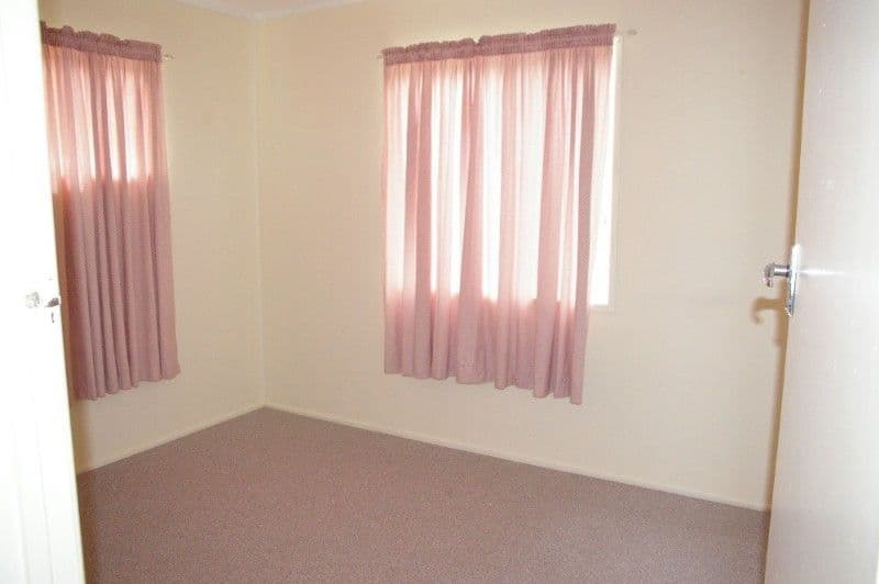 57 Grosvenor Terrace, DECEPTION BAY QLD 4508, Deception Bay - Thumbnail 7
