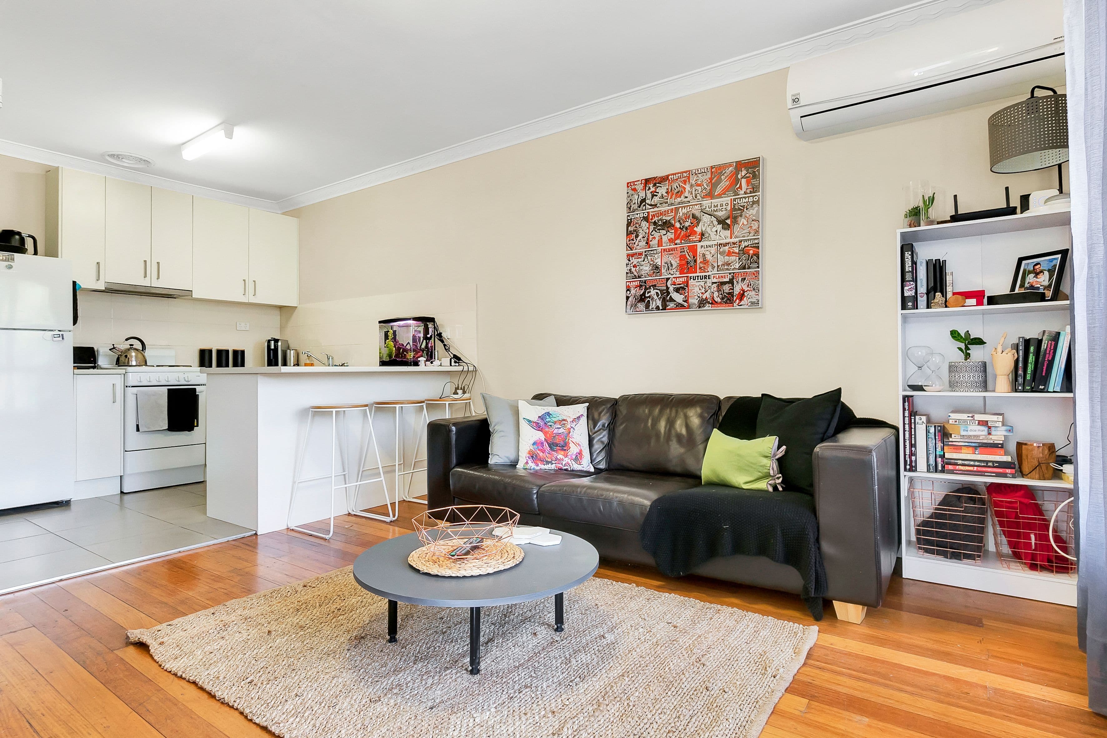 24 Sinns Avenue, Werribee VIC 3030, Werribee - Thumbnail 3