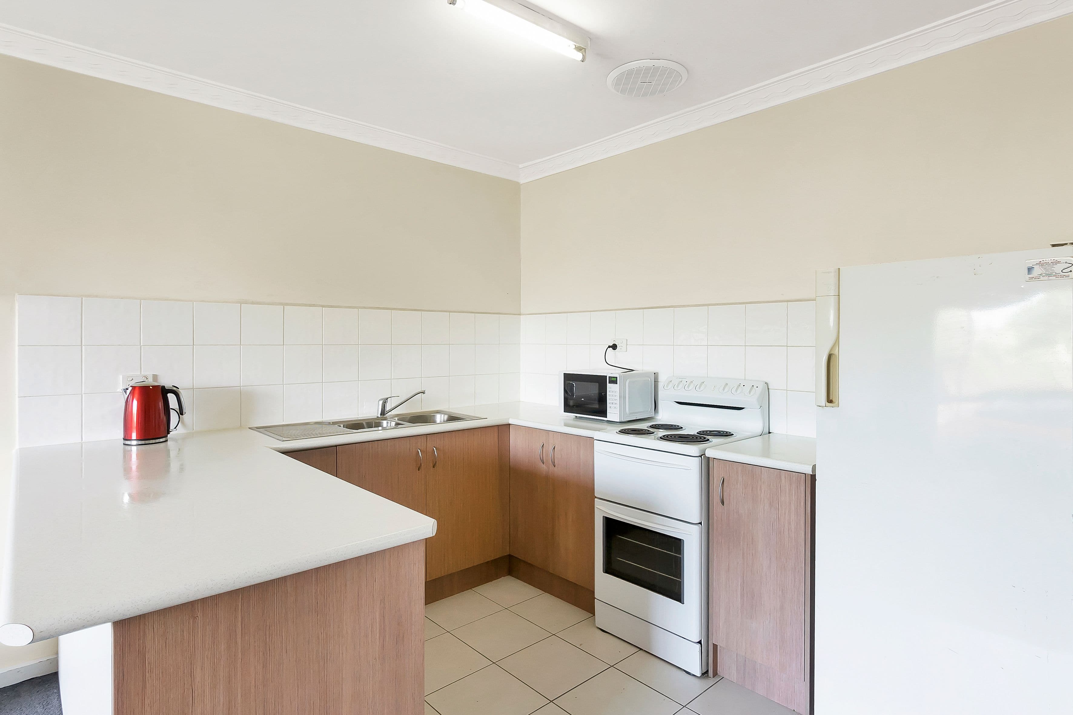 24 Sinns Avenue, Werribee VIC 3030, Werribee - Thumbnail 8