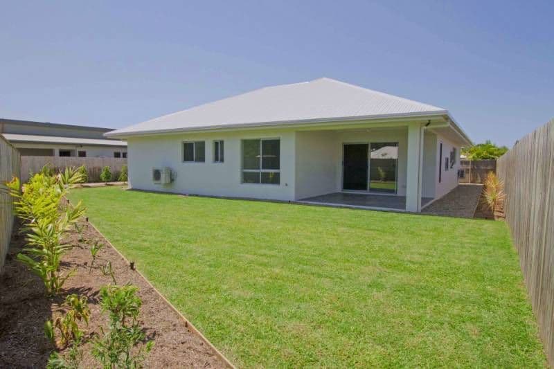 42 Fossilbrook Bend, TRINITY PARK QLD 4879, Trinity Park - Thumbnail 2