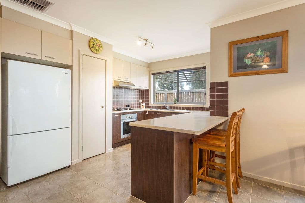 150 Lyndarum Drive, Epping VIC 3076, Epping - Thumbnail 3