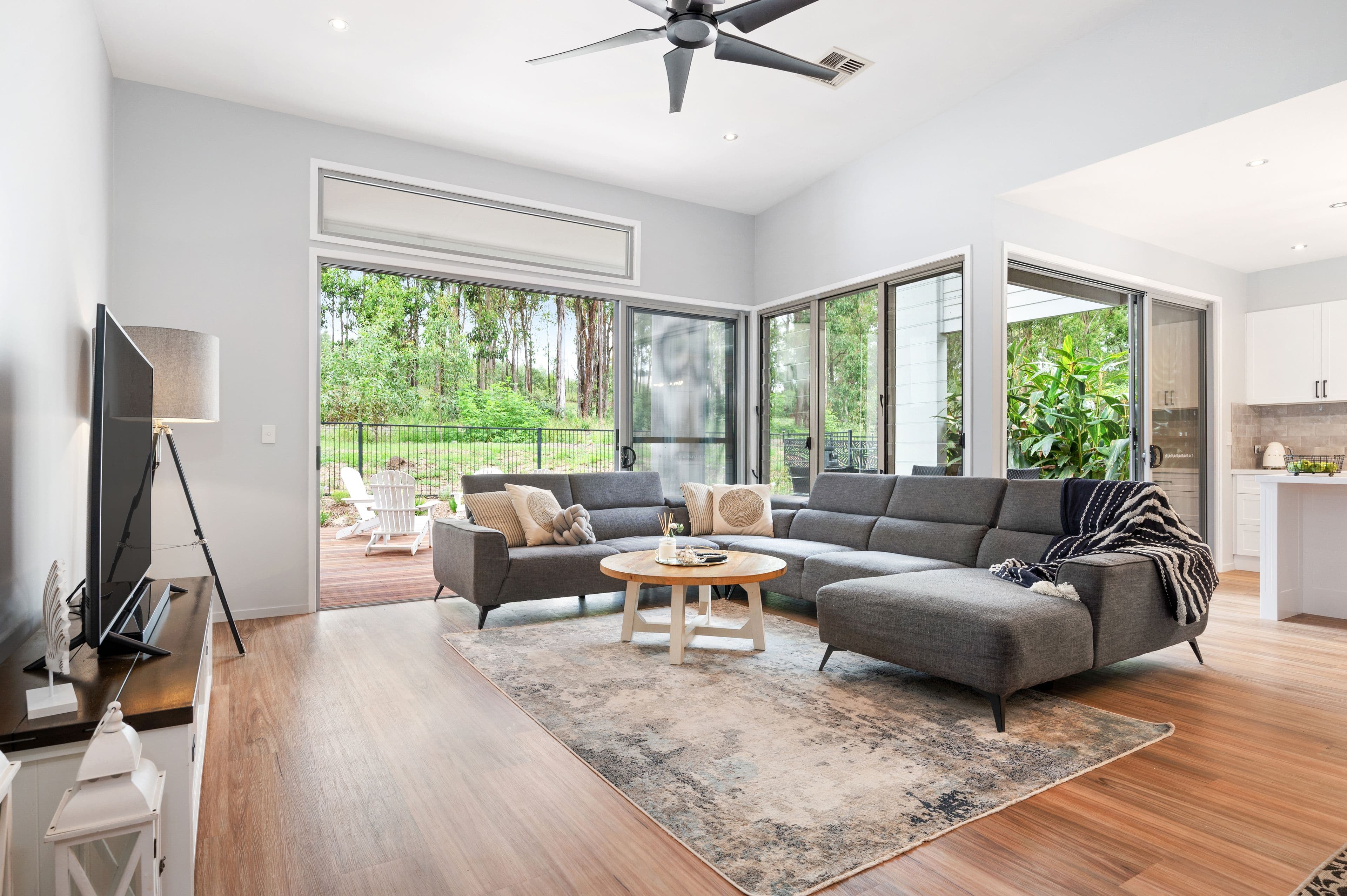 30 Oakview Circuit, Brookwater QLD 4300, Brookwater - Thumbnail 4
