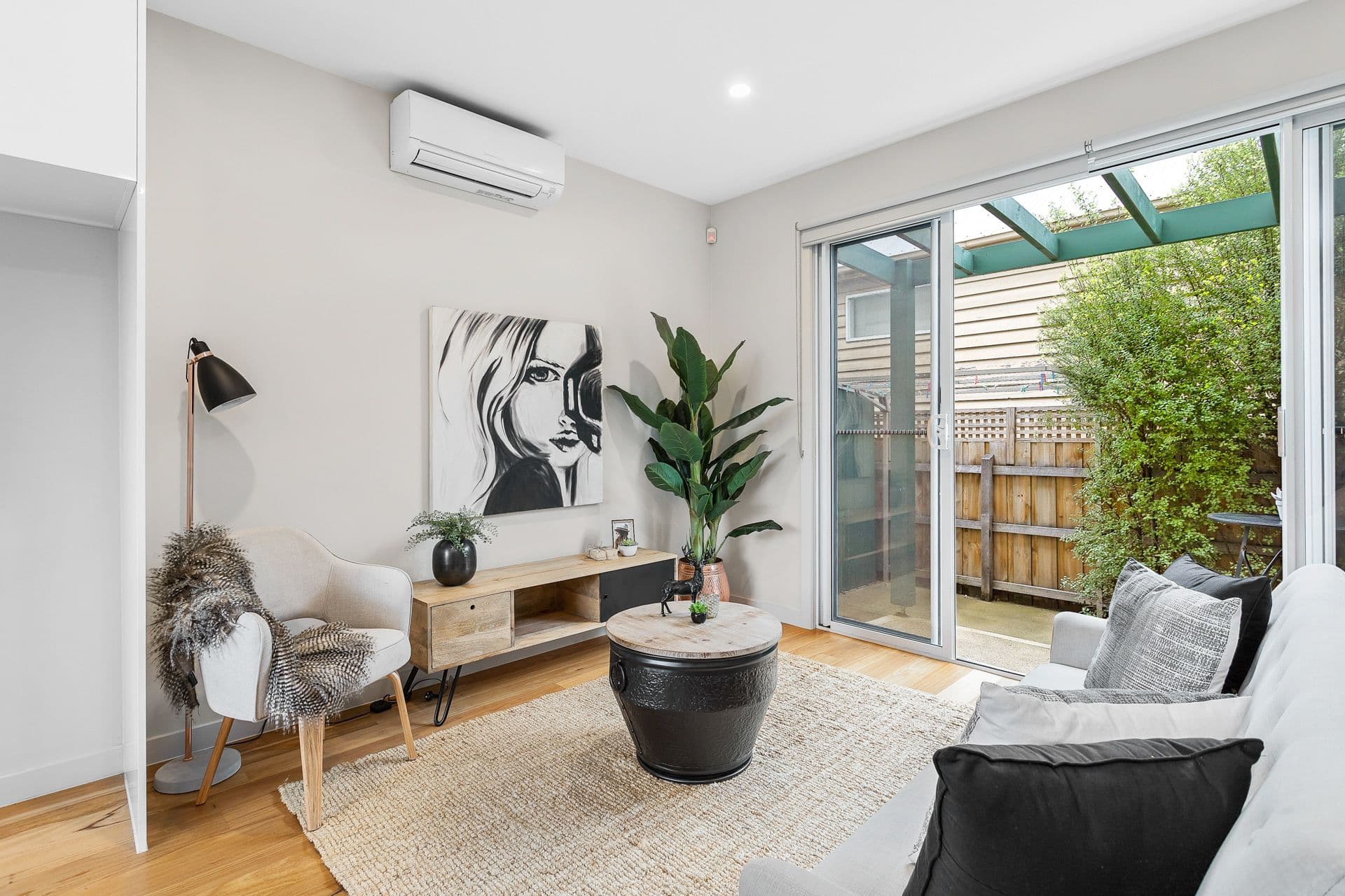 1B Loch Street, Yarraville VIC 3013, Yarraville - Thumbnail 3