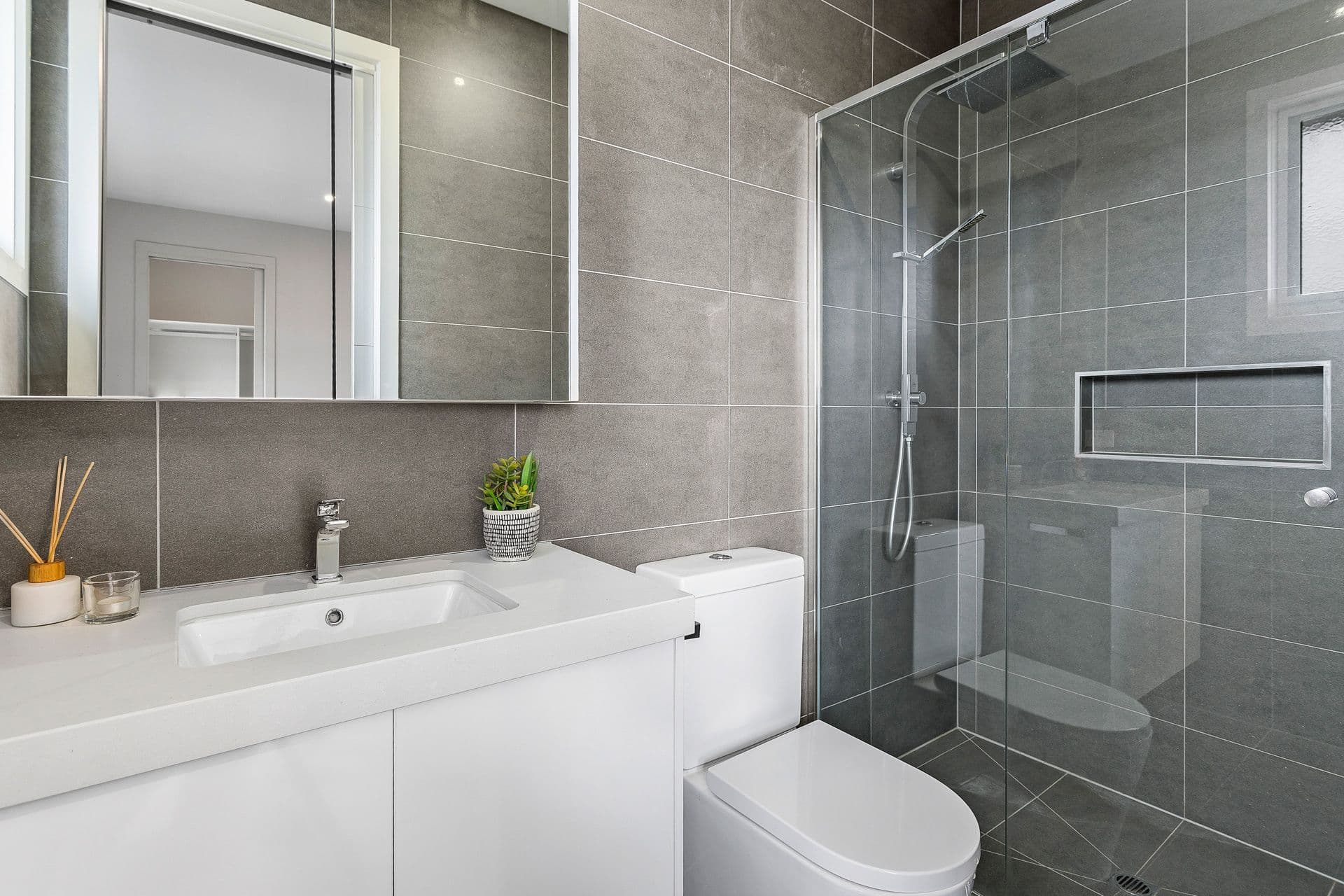 1B Loch Street, Yarraville VIC 3013, Yarraville - Thumbnail 7