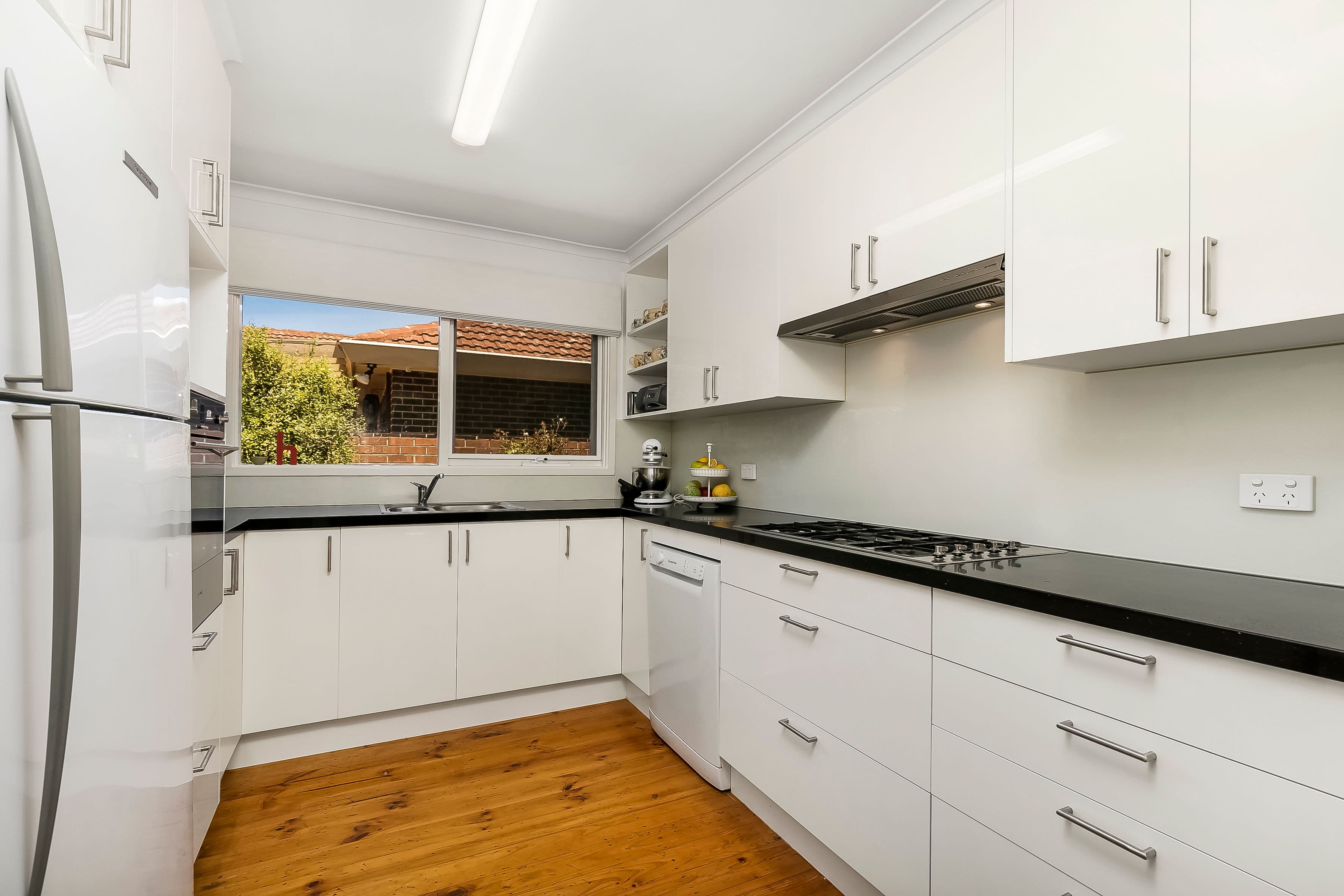 64 Amelia Avenue, Wheelers Hill VIC 3150, Wheelers Hill - Thumbnail 3