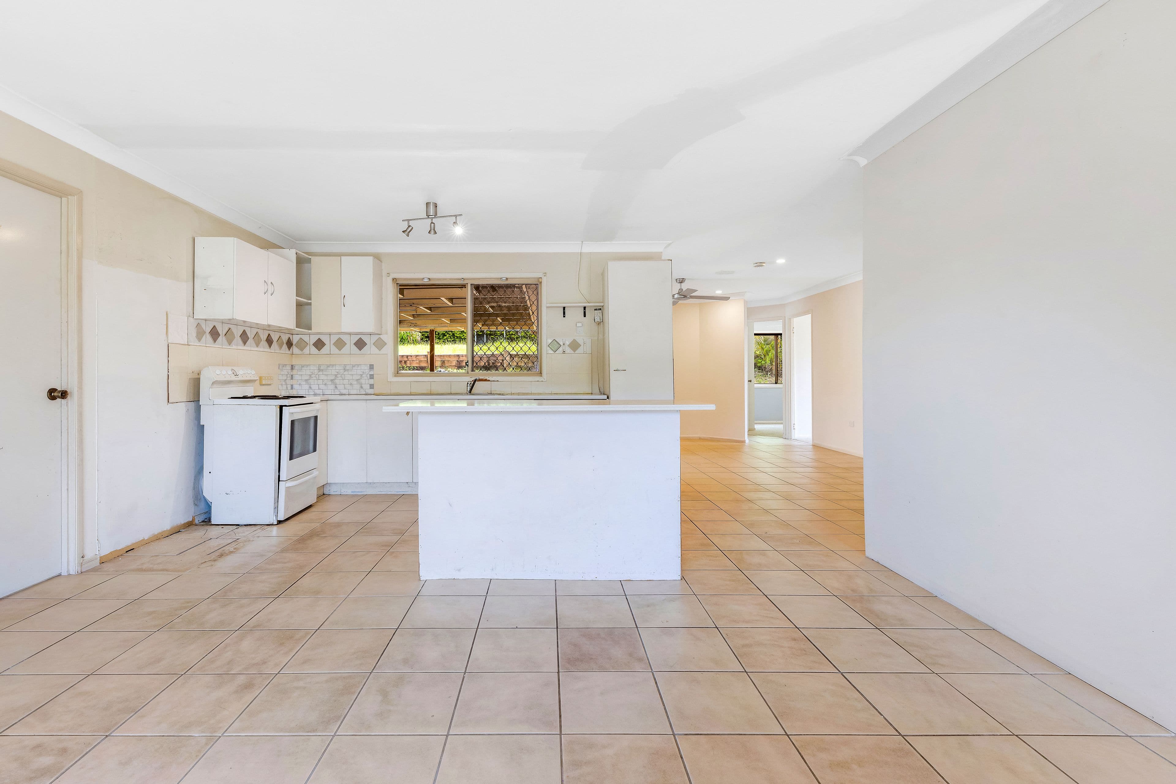 22 Kestrel Street, Aroona QLD 4551, Aroona - Thumbnail 3