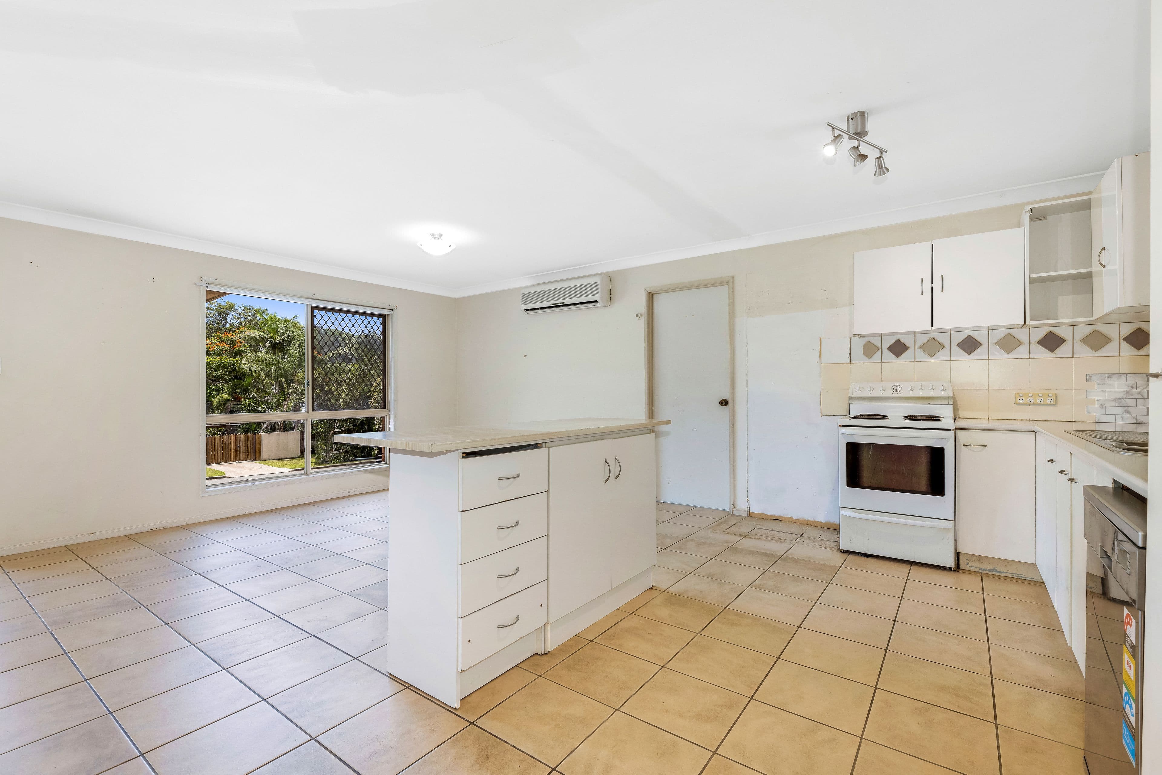 22 Kestrel Street, Aroona QLD 4551, Aroona - Thumbnail 4
