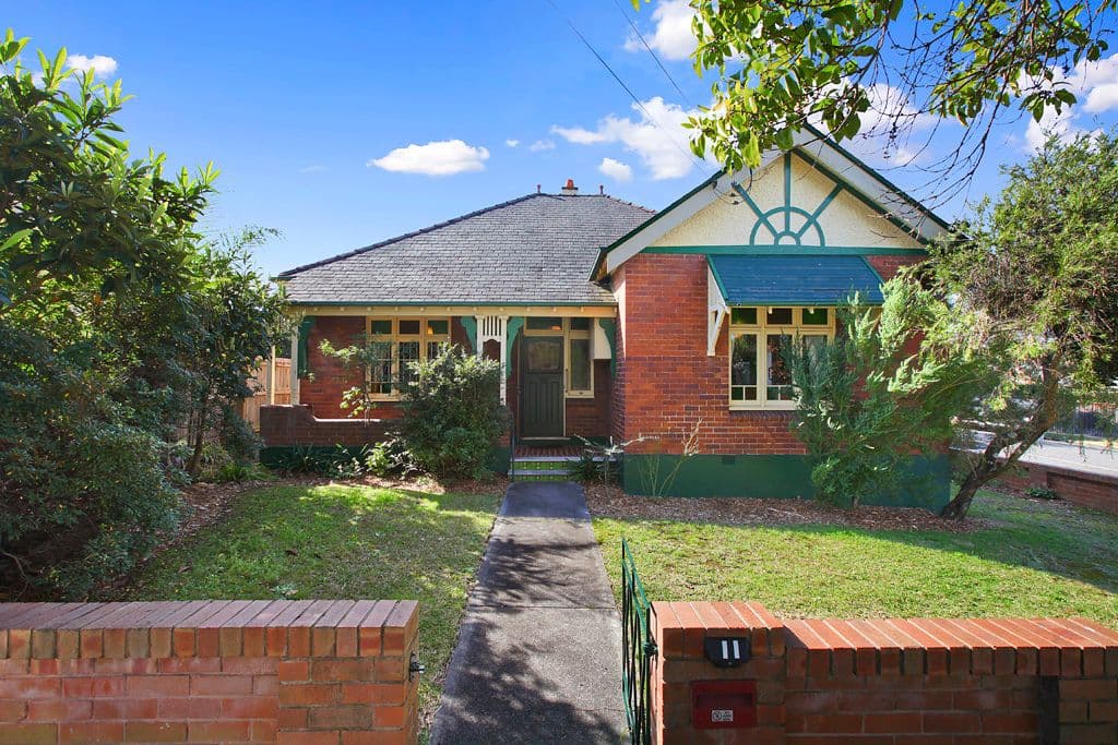 11 Deakin Avenue, HABERFIELD NSW 2045, Haberfield - Image 1