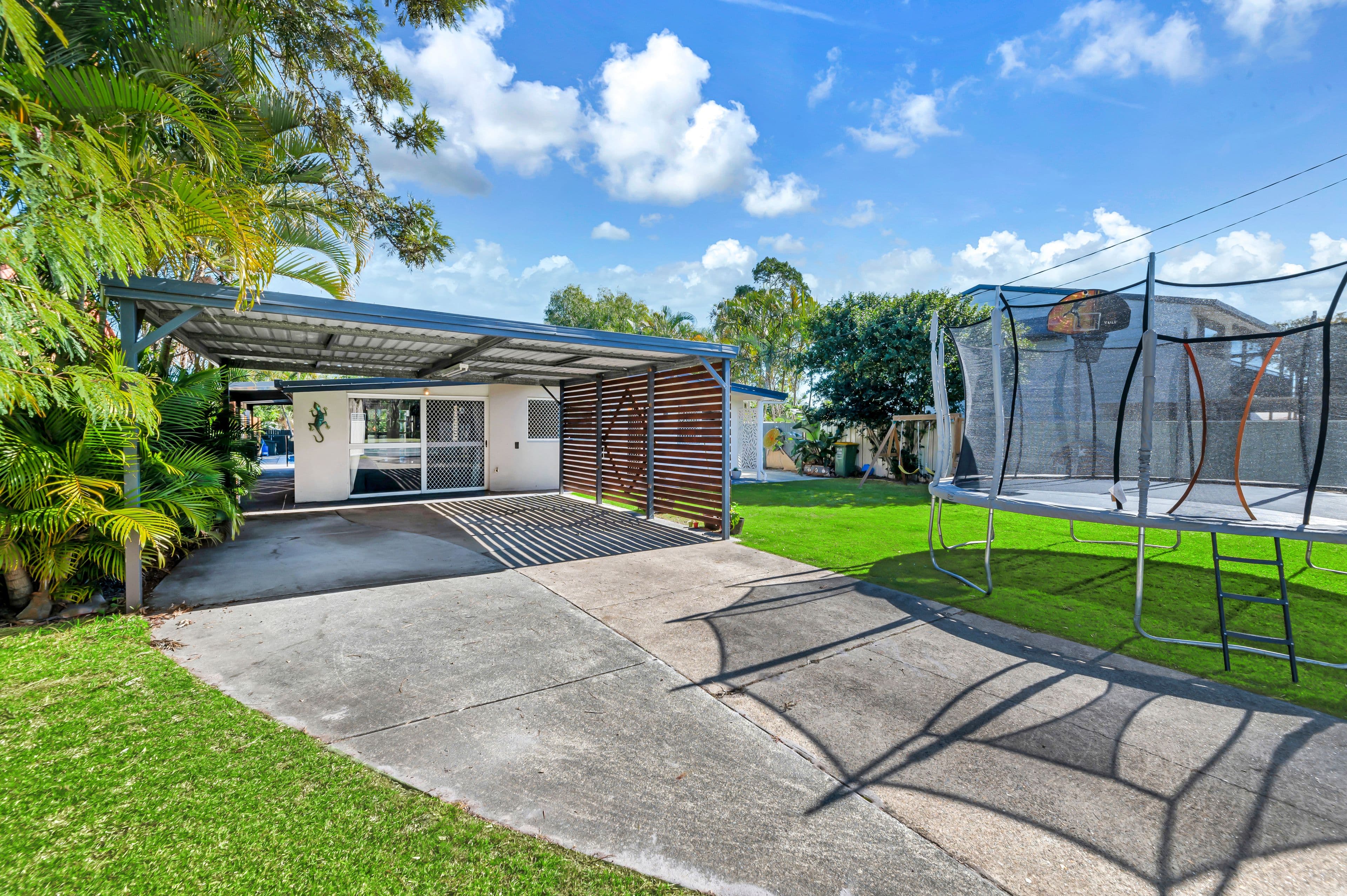 214 Oxley Drive, Coombabah QLD 4216, Coombabah - Thumbnail 2