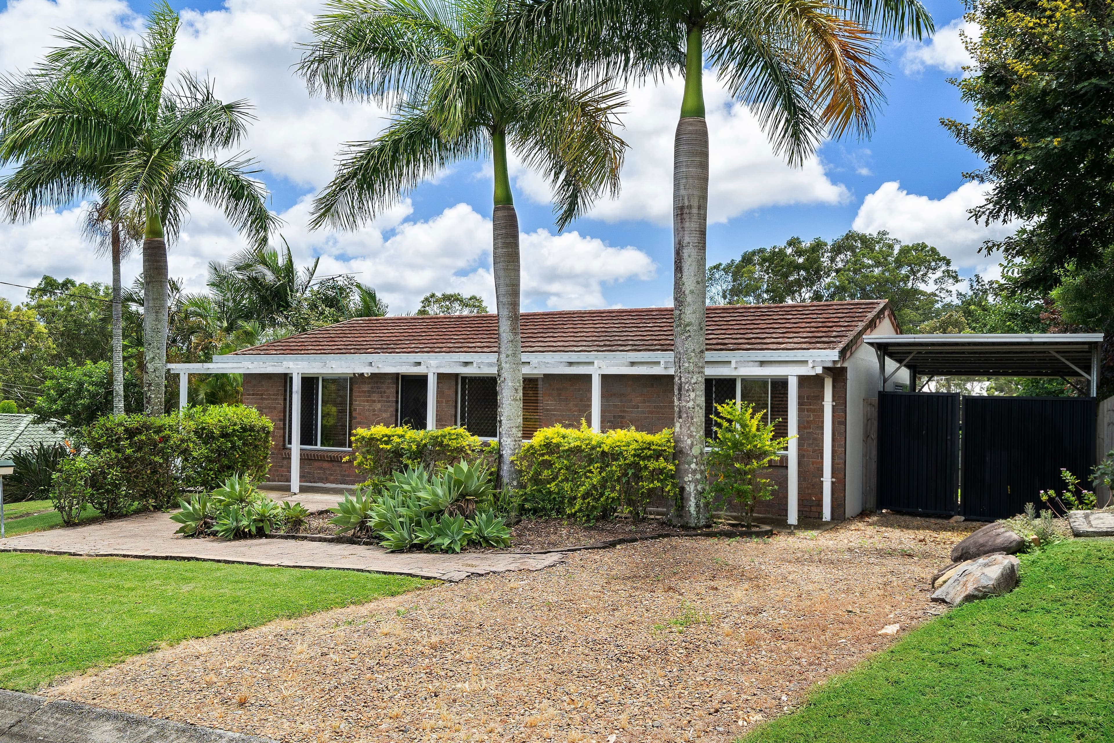 10 Rogers Avenue, Beenleigh QLD 4207, Beenleigh - Image 1