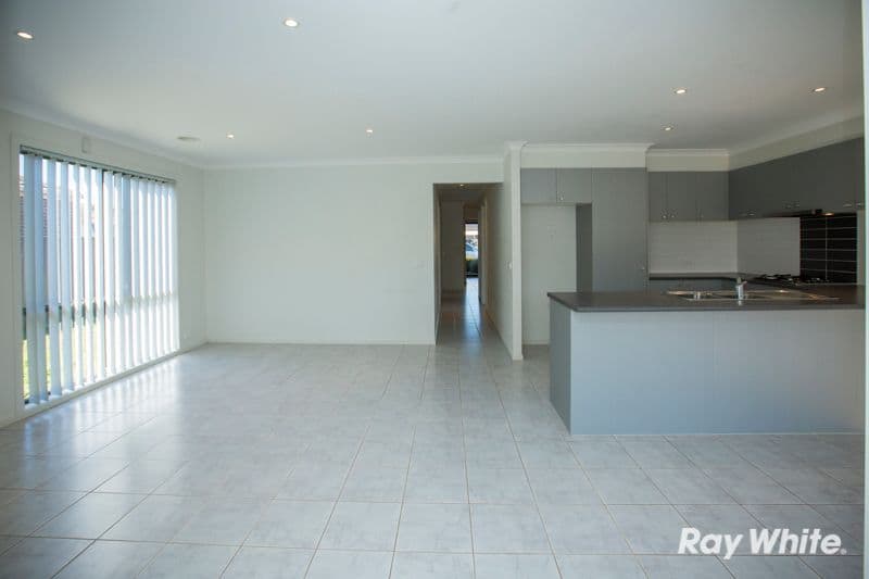 55 Pomegranate Way, PAKENHAM VIC 3810, Pakenham - Thumbnail 6