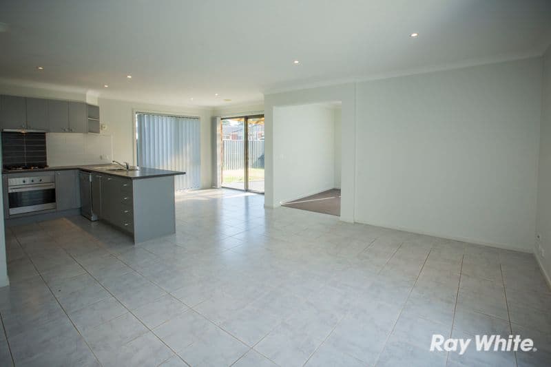 55 Pomegranate Way, PAKENHAM VIC 3810, Pakenham - Thumbnail 7