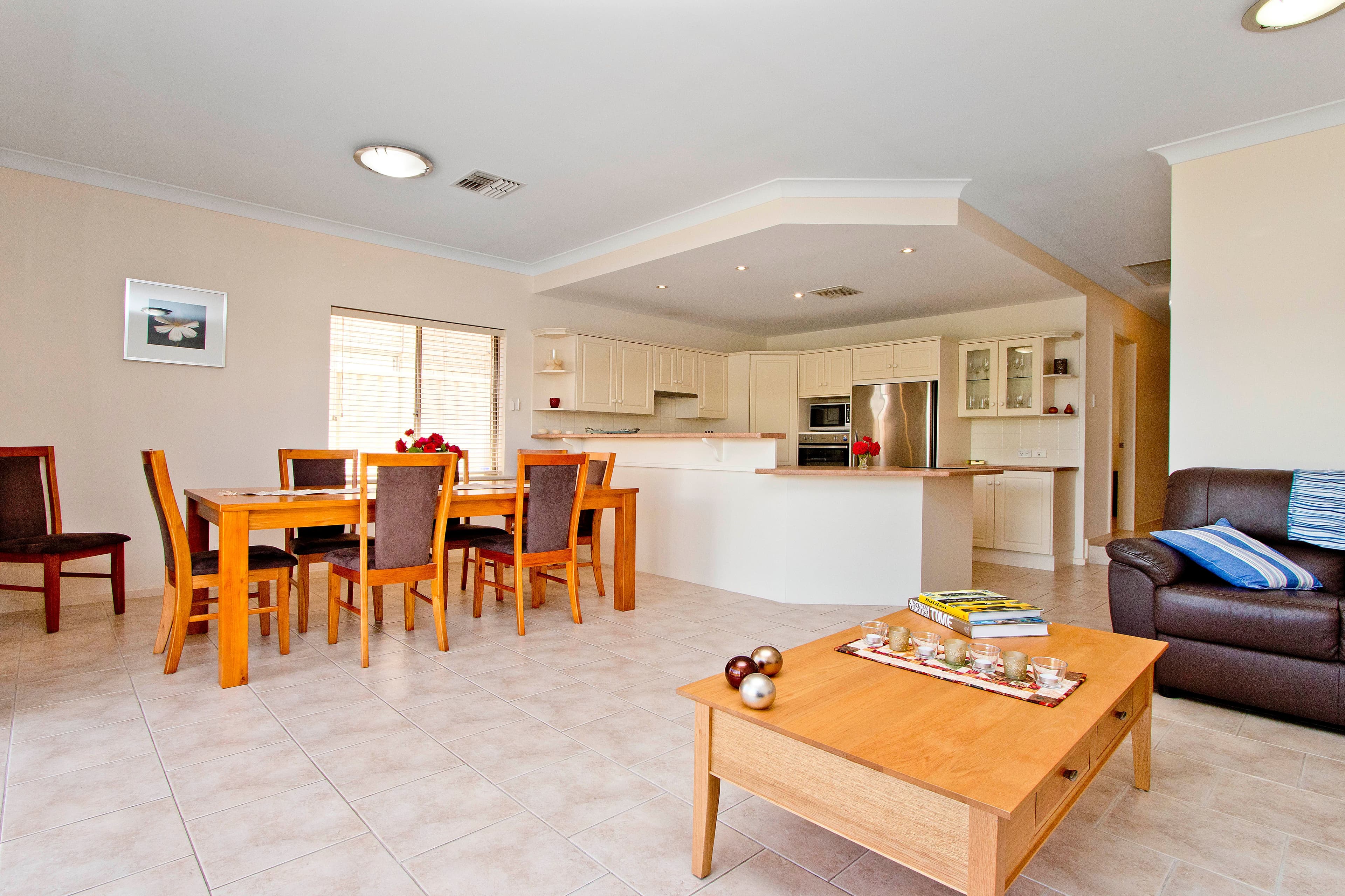 566 Grange Road, Henley Beach SA 5022, Henley Beach - Thumbnail 2