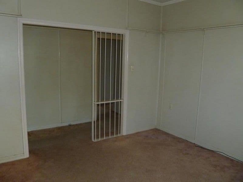 25 Vineyard Street, One Mile QLD 4305, One Mile - Thumbnail 7