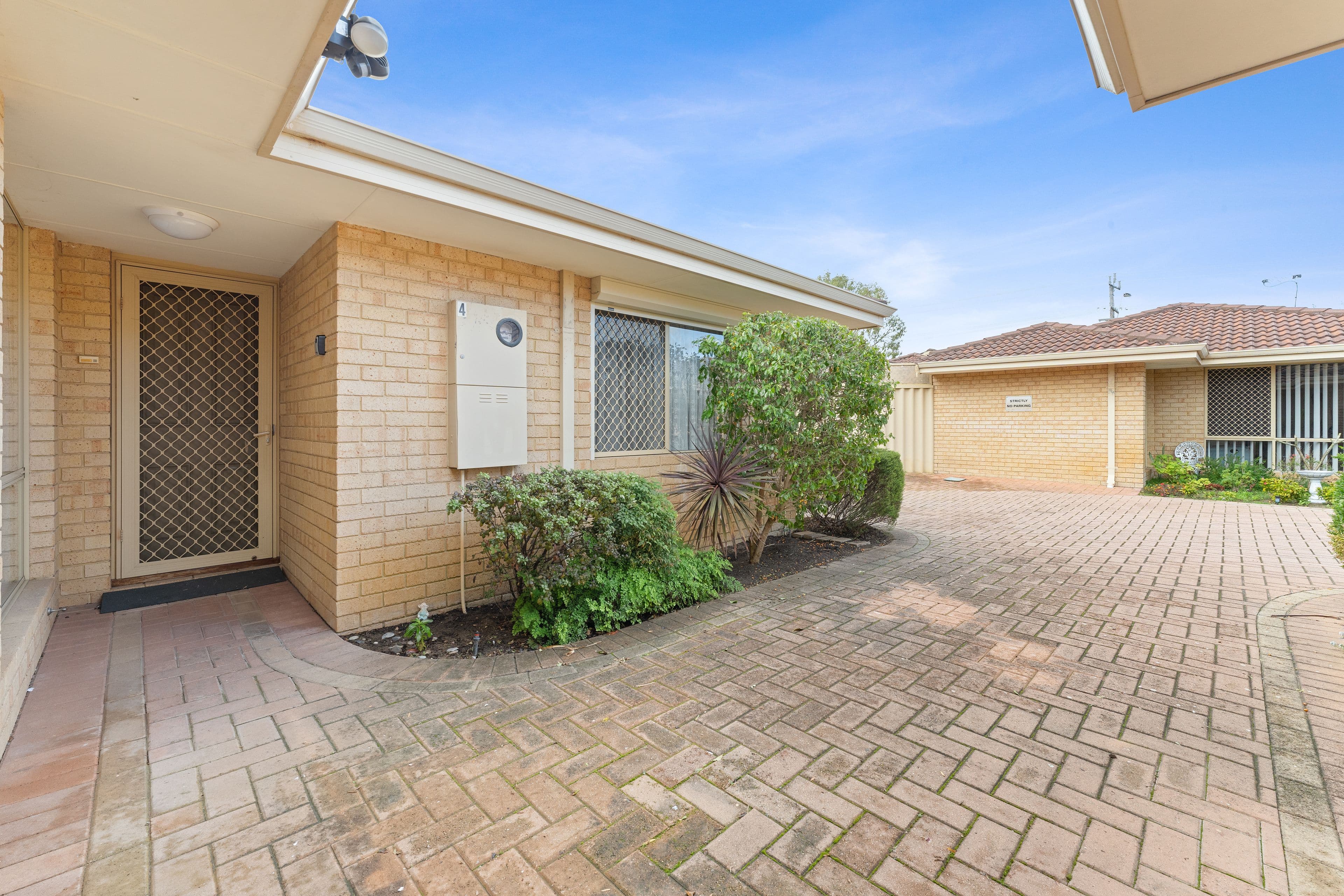 99 Simpson Avenue, Rockingham WA 6168, Rockingham - Thumbnail 3