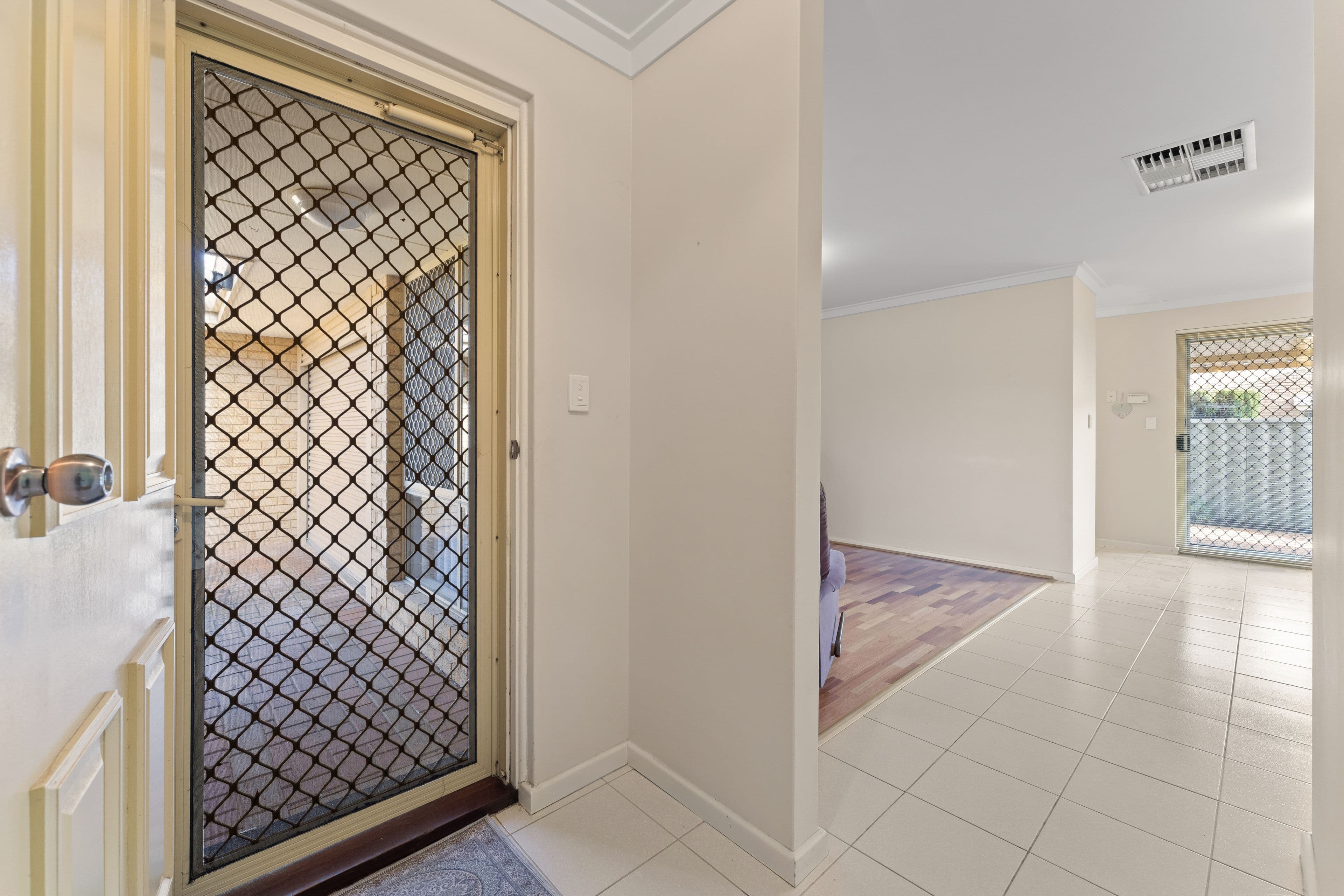 99 Simpson Avenue, Rockingham WA 6168, Rockingham - Thumbnail 4