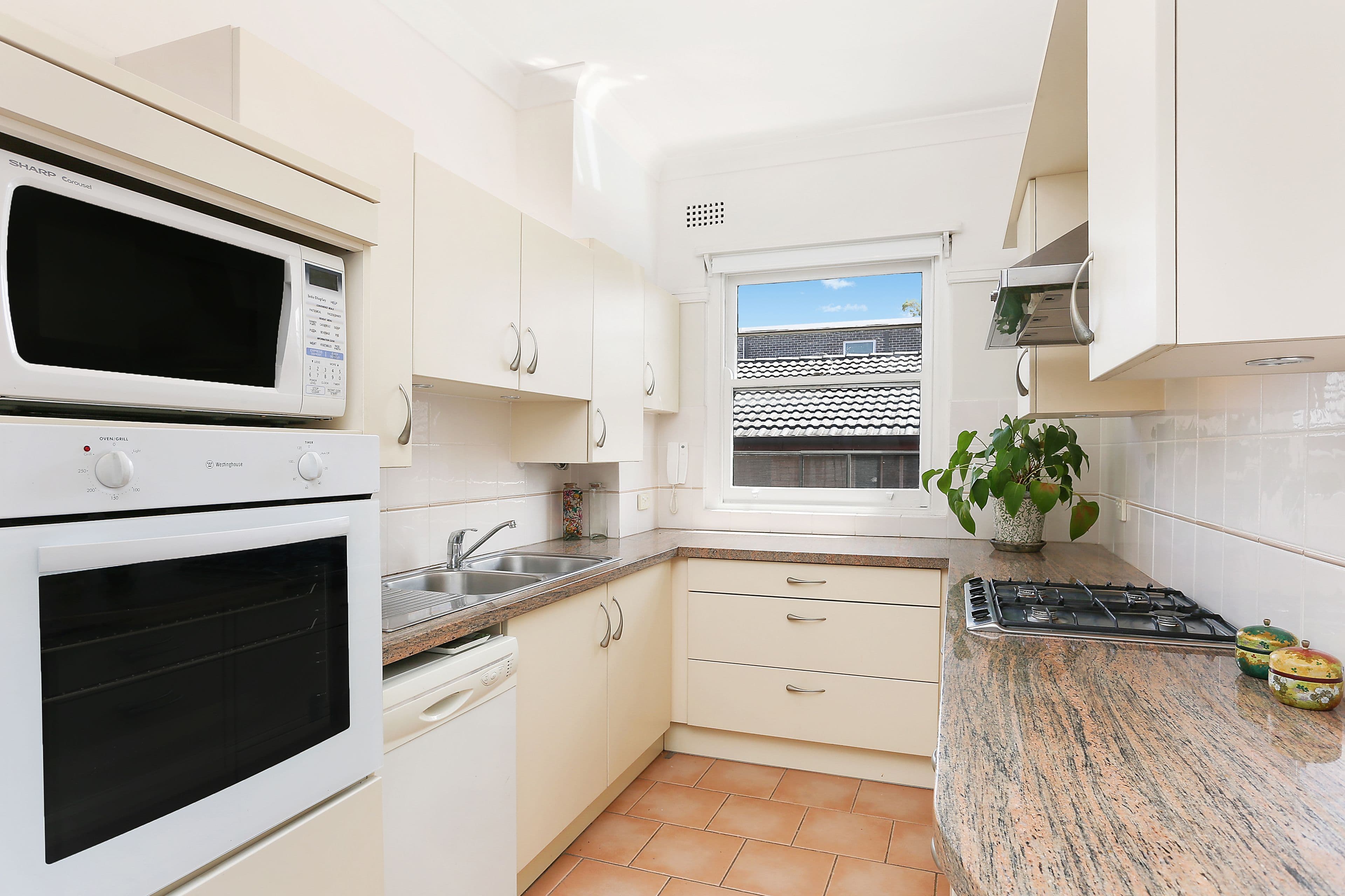 6 Duke Street, Kensington NSW 2033, Kensington - Thumbnail 4