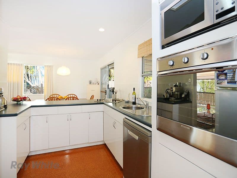 24 Dobell Street, Indooroopilly QLD 4068, Indooroopilly - Thumbnail 5